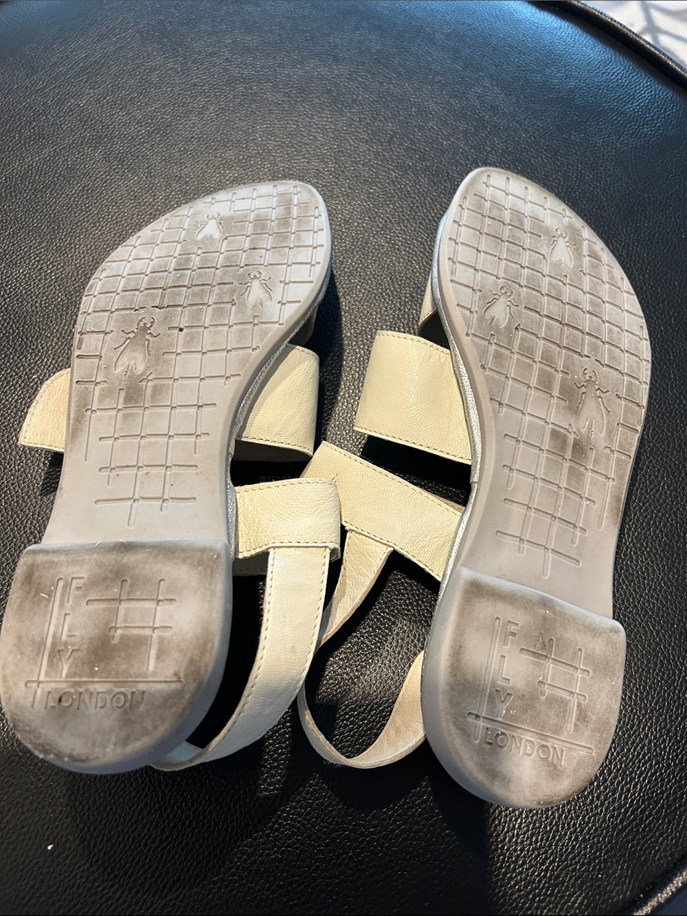 Fly London Cream Leather Buckle-Strap Sandals - Picture 6 of 8